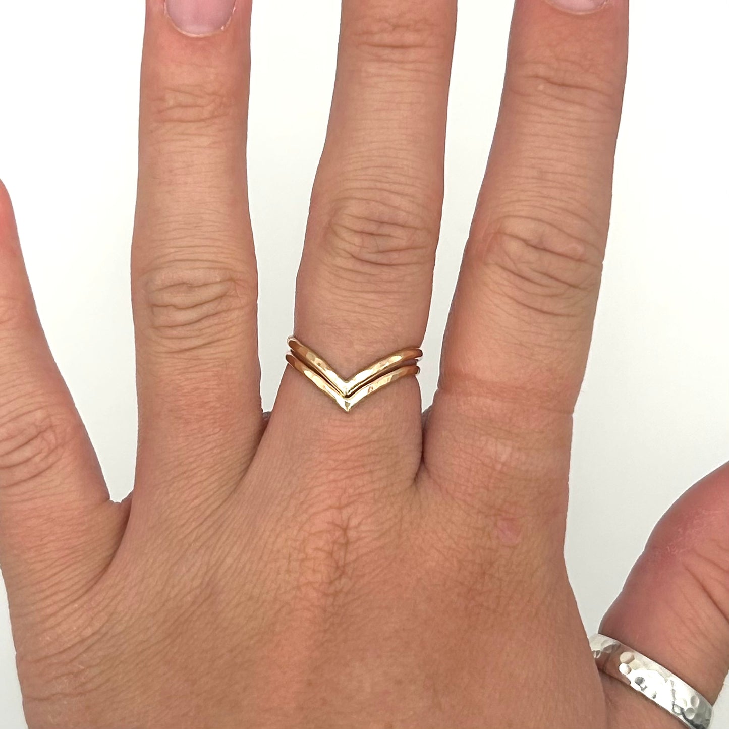 Double V Ring
