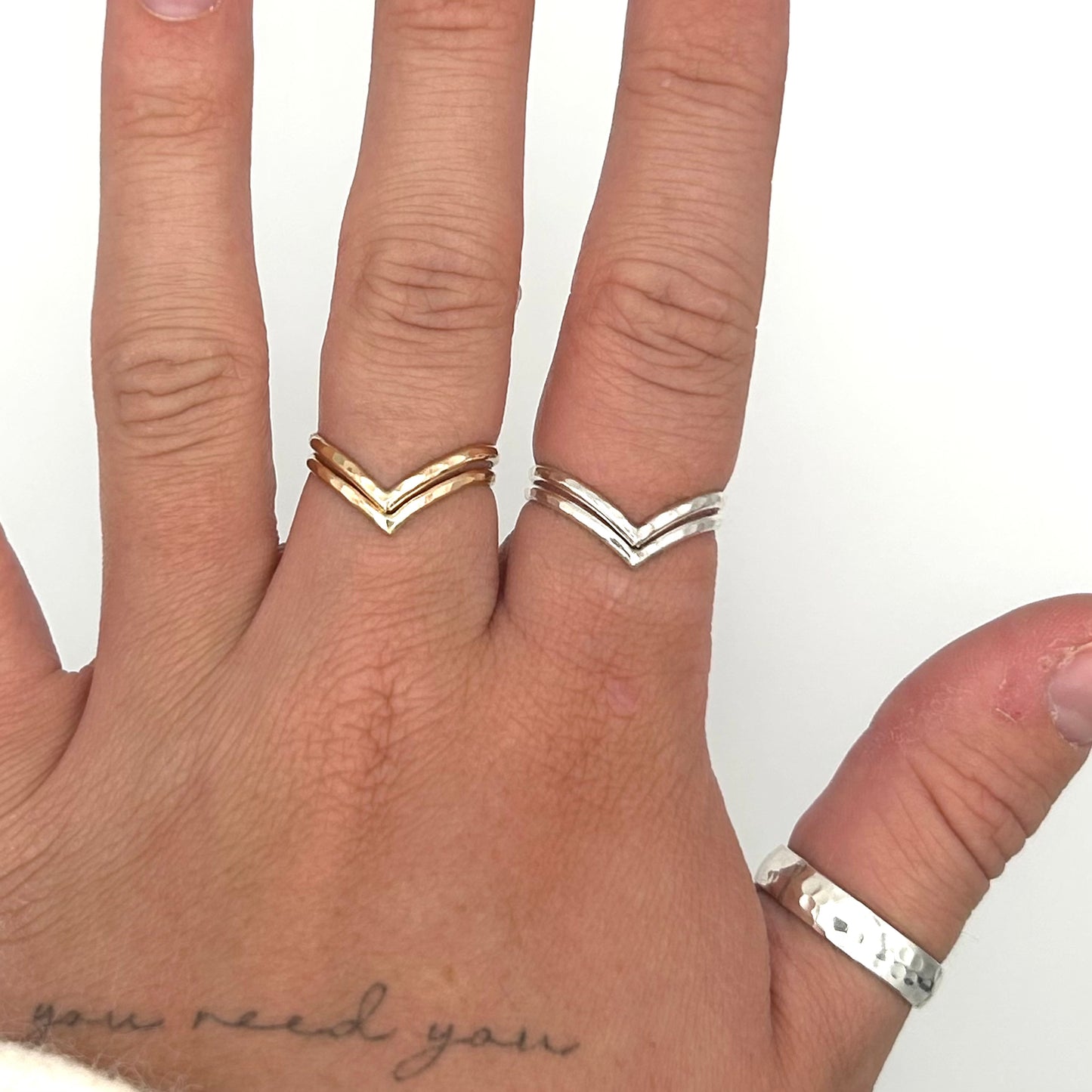 Double V Ring