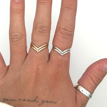 Double V Ring